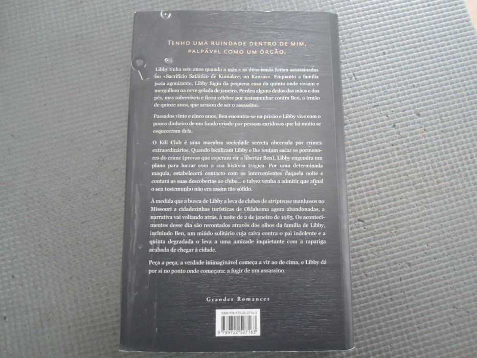 Lugares Escuros por Gillian Flynn
