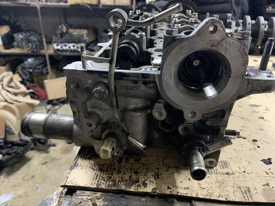 Гбц головка 2.2 D-Cat Toyota Avensis Rav 4 Lexus is220