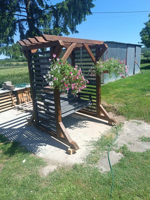 Pergola z huśtawką