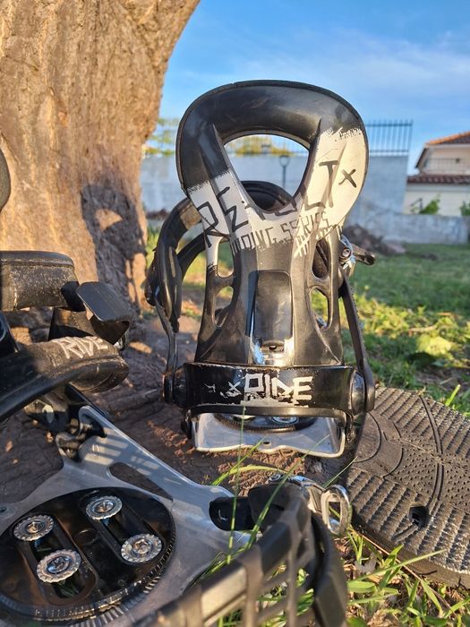 Prancha de Snowboard ride mais fixadores
Prancha de snowboard Ride bez