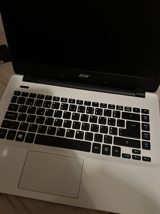 Portátil/Notebook Acer Intel Celeron 2GB RAM Branco