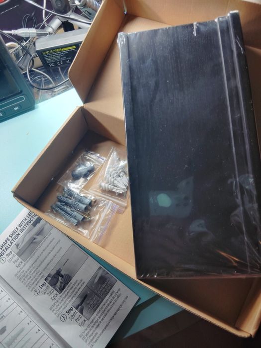 Czarne półeczki dwa razy 40 cm