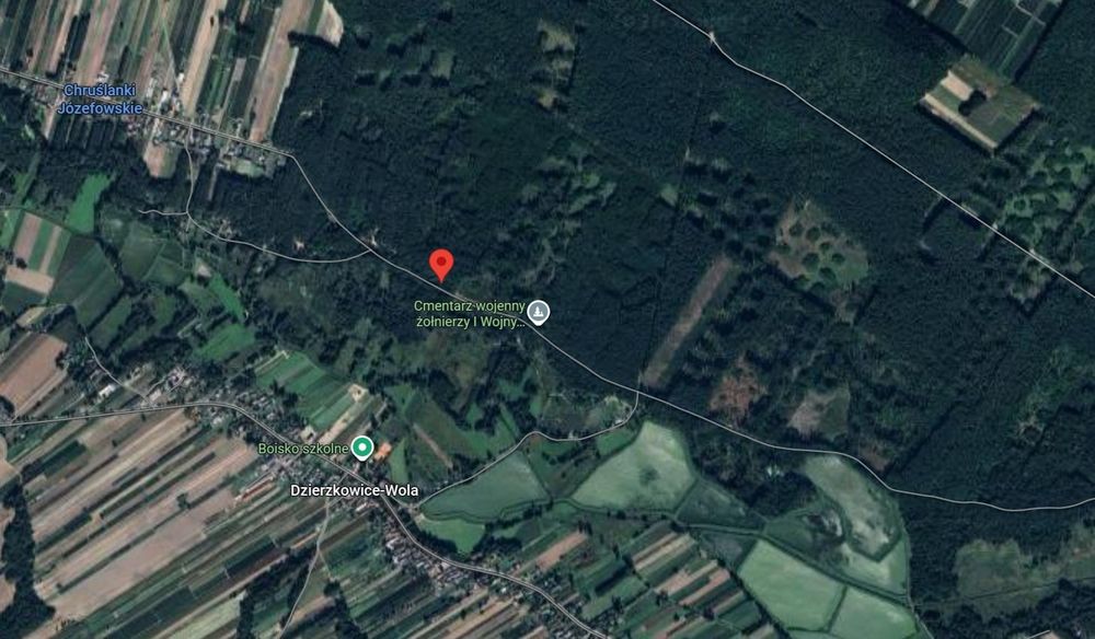 Siedlisko 2,3798 w lesie. Chruślanki Józefowskie gmina Józefów nad Wisłą