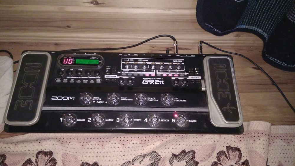 Zoom G9.2tt Ламповий гітарний процесор