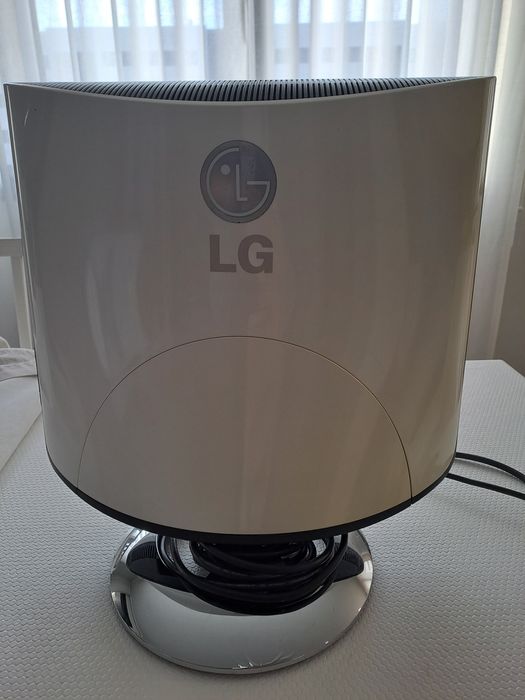 Monitor LG a funcionar