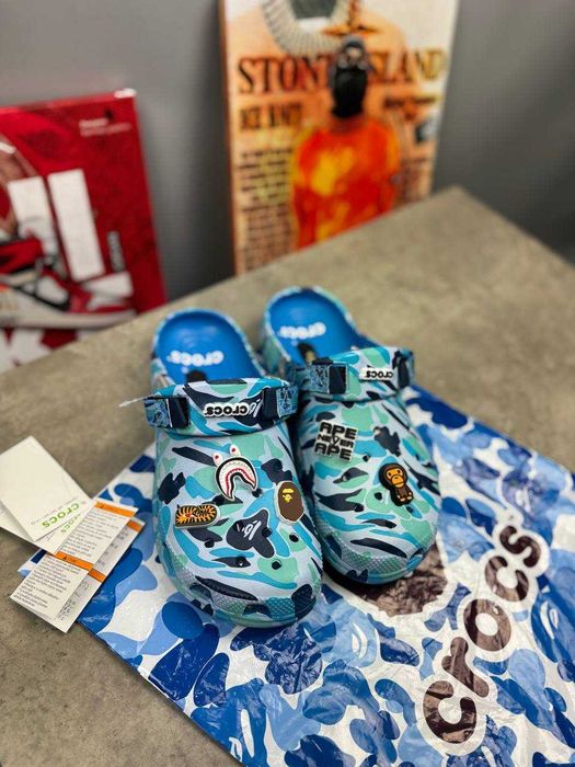 Тапки Bape x Crocs