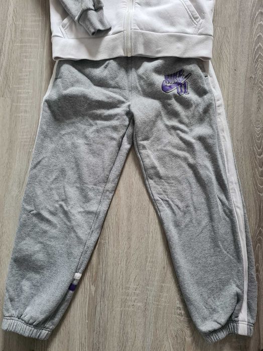 Dres nike dla dziewczynki