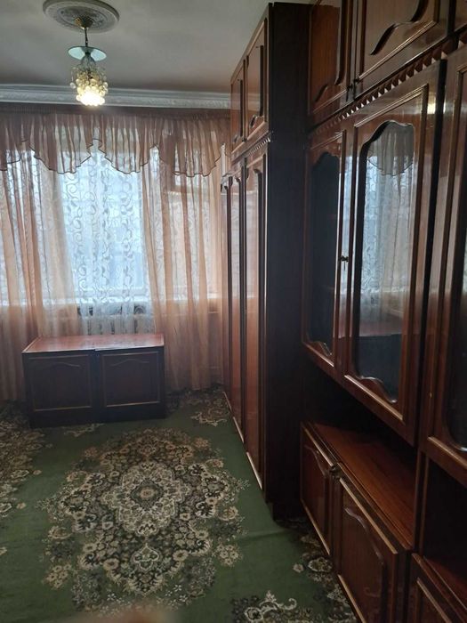 Оренда кімнати в гуртожитку в р-ні ТРЦ Глобал