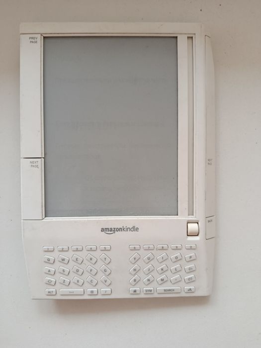Amazon kindle 1 підремонт або на запчастини