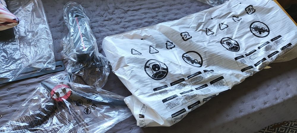 AOC CU34G2X/BK Curved Gaming Monitor - 34''64739841386625123