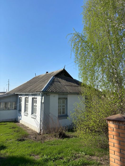 Продаж будинку смт Рокитне