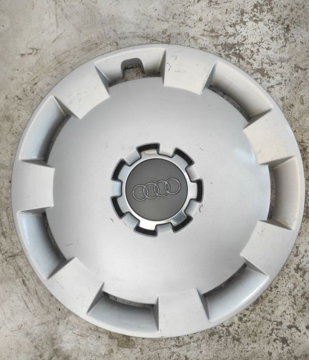 26 Kołpaki ORYGINAŁ AUDI R 16 Ładne