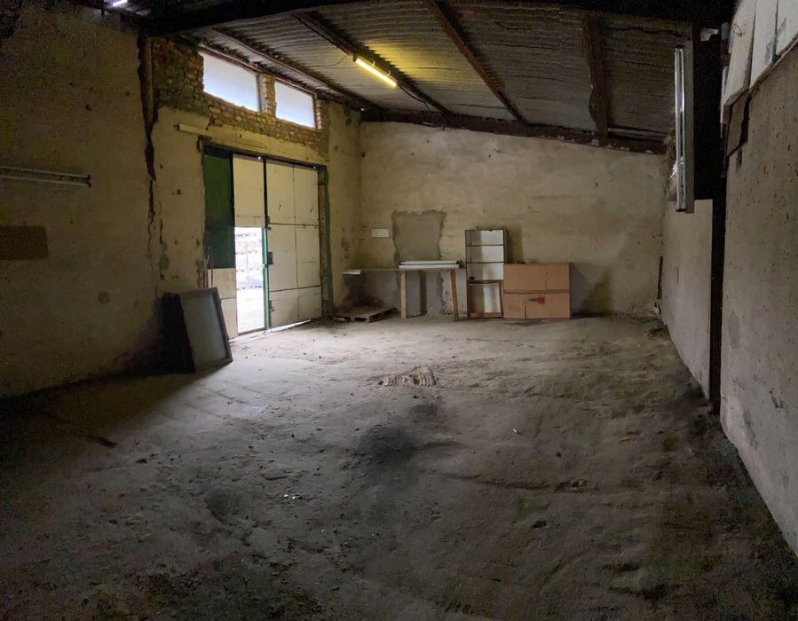 Ангар 150кв.м, високі та широкі ворота, вул. Біла