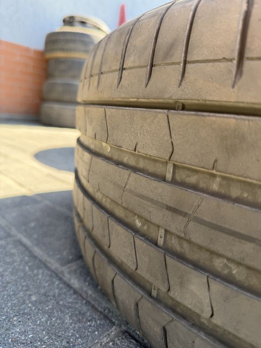 Opony Pirelli P-zero 255/40/R21