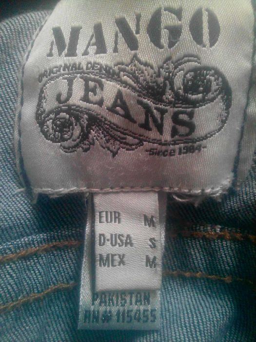 Бренд Mango Jeans Barcelona джинсовая стрейчевая куртка на девушку