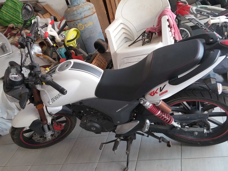 Para quem ama moto chegou a sua oportunidade de ter essa Keeway