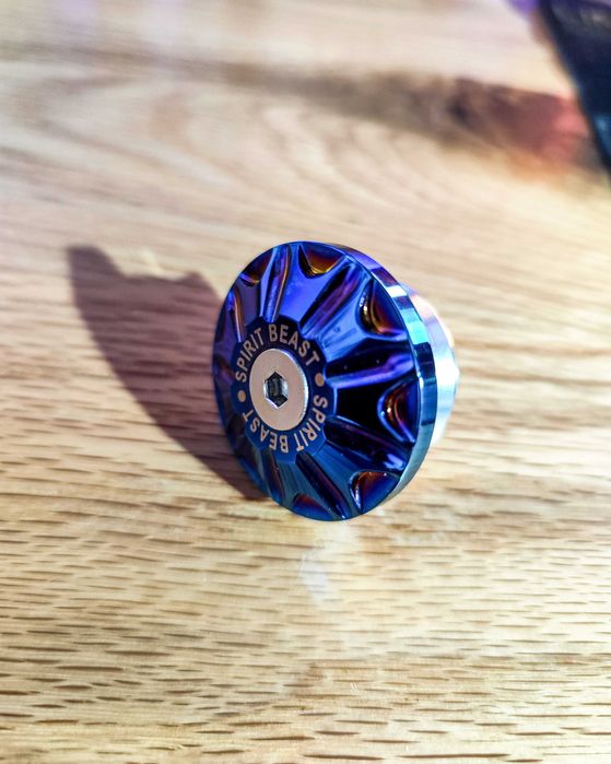 Capa/Tampa p/ Orifício de Quadro Suzuki DL250 e GW250