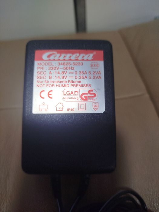 Блоки живлення / зарядні пристрої Carrera (14.8V подвійний та 8.4V RC)