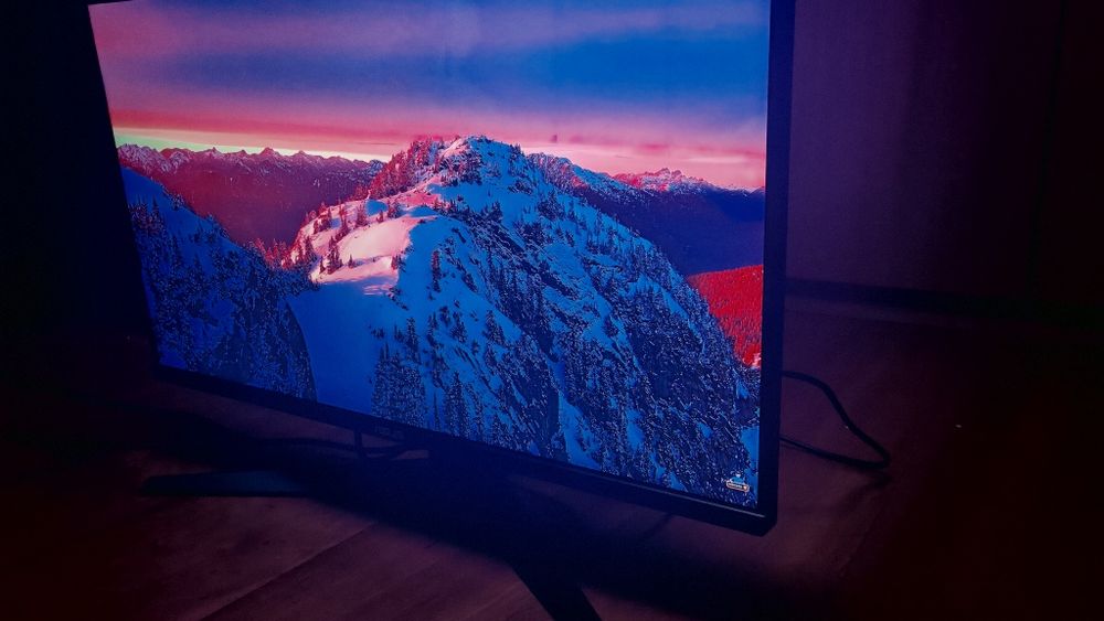 Monitor Asus TUF Gaming VG289Q1A 28" LED IPS UltraHD 4K + braço de monitor ajustável