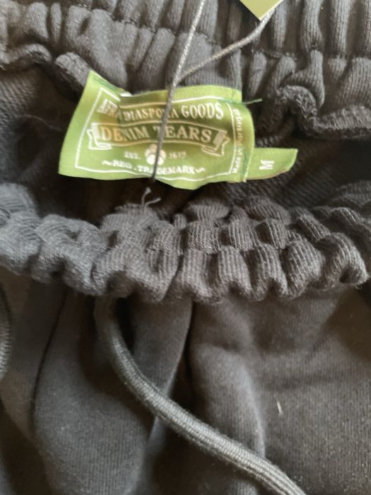 Krutkie spodenki denim tears