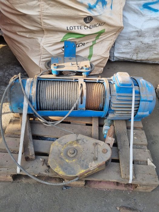 Wyciągarka,wciągarka budowlana, liniowa elektryczna,dźwig 3200 kg