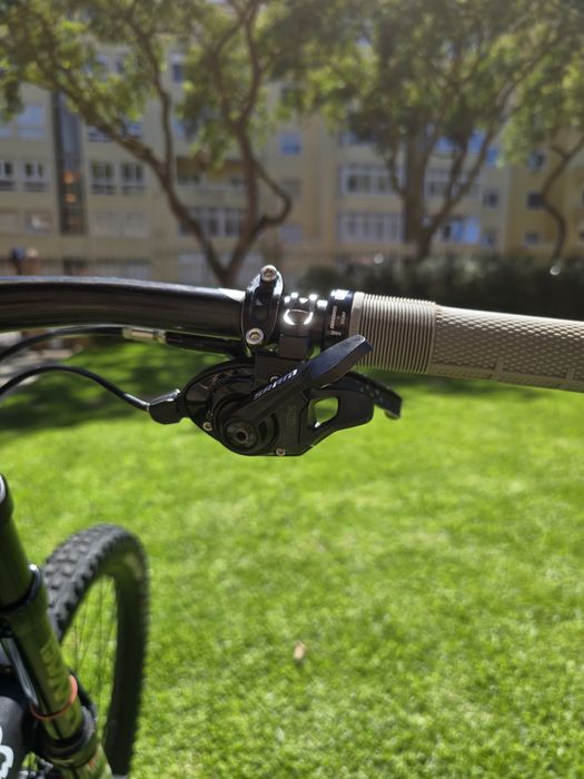 Specialized S-Works Demo FSR — Downhill Full Carbon, suspensão nova