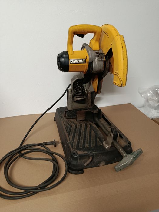 Máquina de corte DeWalt