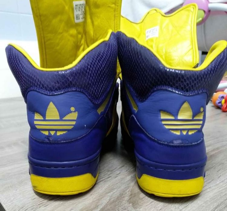 Botas adidas edição especial jeremy scott