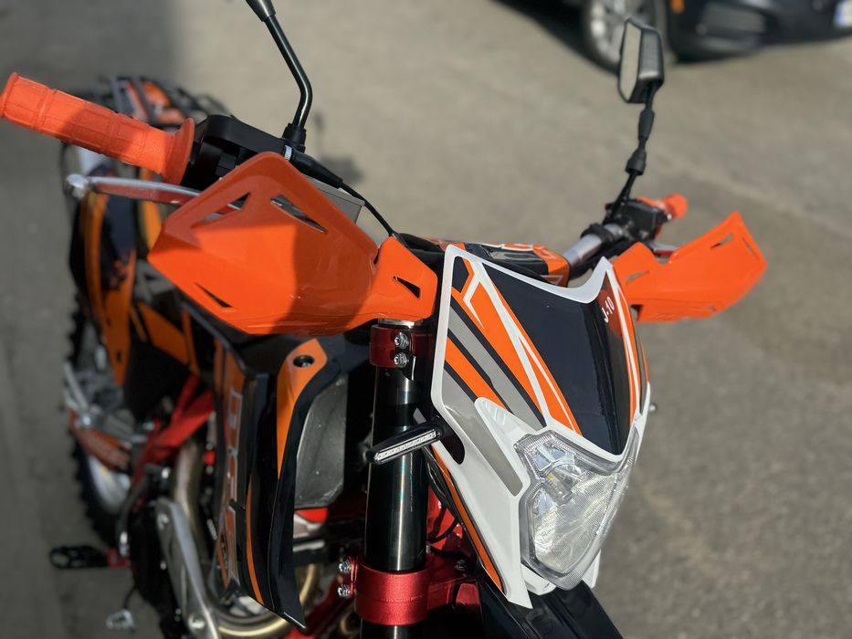 Мотоцикл BSE J10 ENDURO