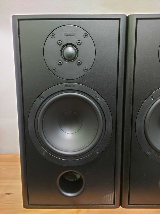 kolumny stereo Canton LE103