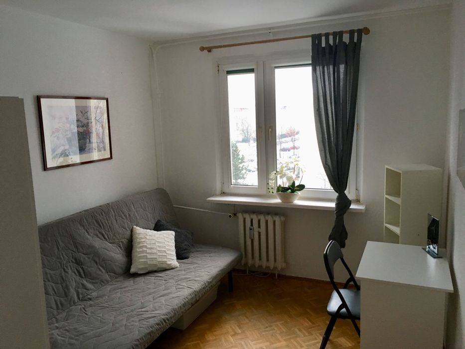 Duży pokój z balkonem blisko uczelni