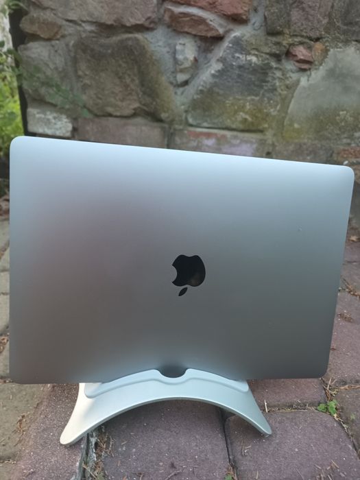 Macbook Air M1 8/256 +