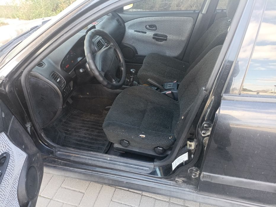 Продам Мітсубісі Каризма 1,6  рестайлінг 2002 року з переоформленням