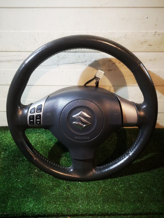 Suzuki Swift mk4 kierownica Air