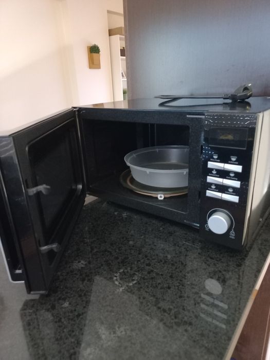 Microondas com grill
