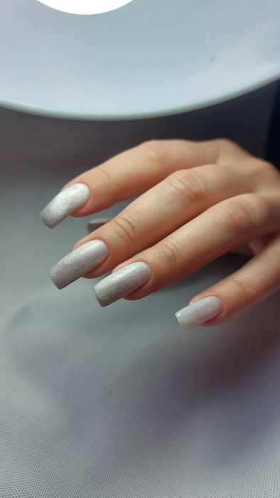 манікюр та педикюр