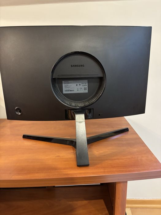 Monitor komputerowy Samsung 24”