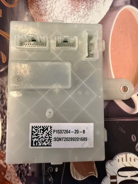 ретрофіт для швидкої зарядки Тесла Модел 3