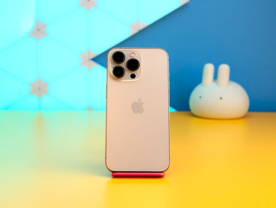 Смартфон Apple iPhone 13 Pro 128GB Gold (76868) Б/У З ГАРАНТІЄЮ