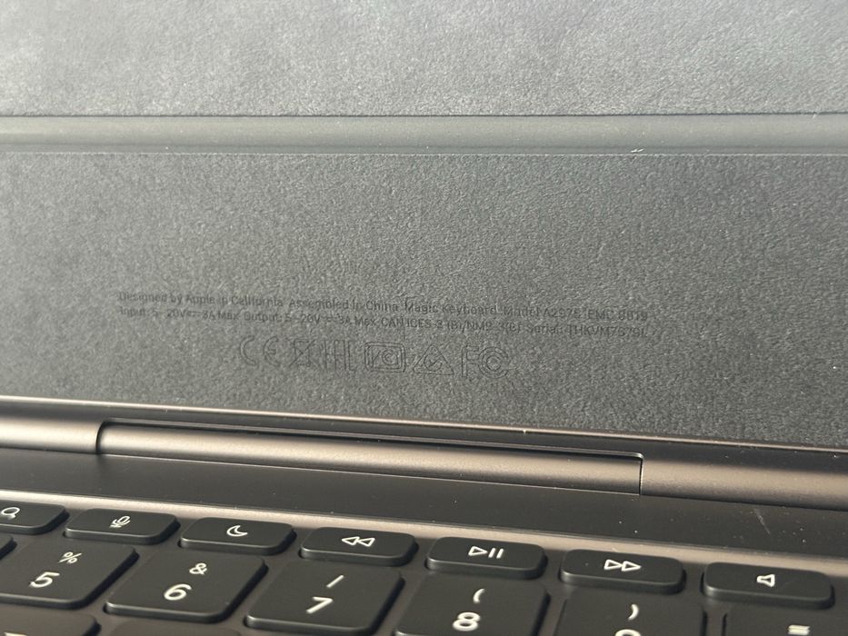 Klawiatura do iPad | Apple Magic Keyboard A2975 EMC 8519