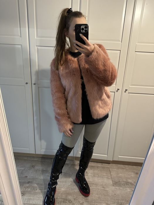 Bershka różowe pink futerko futro M barbie