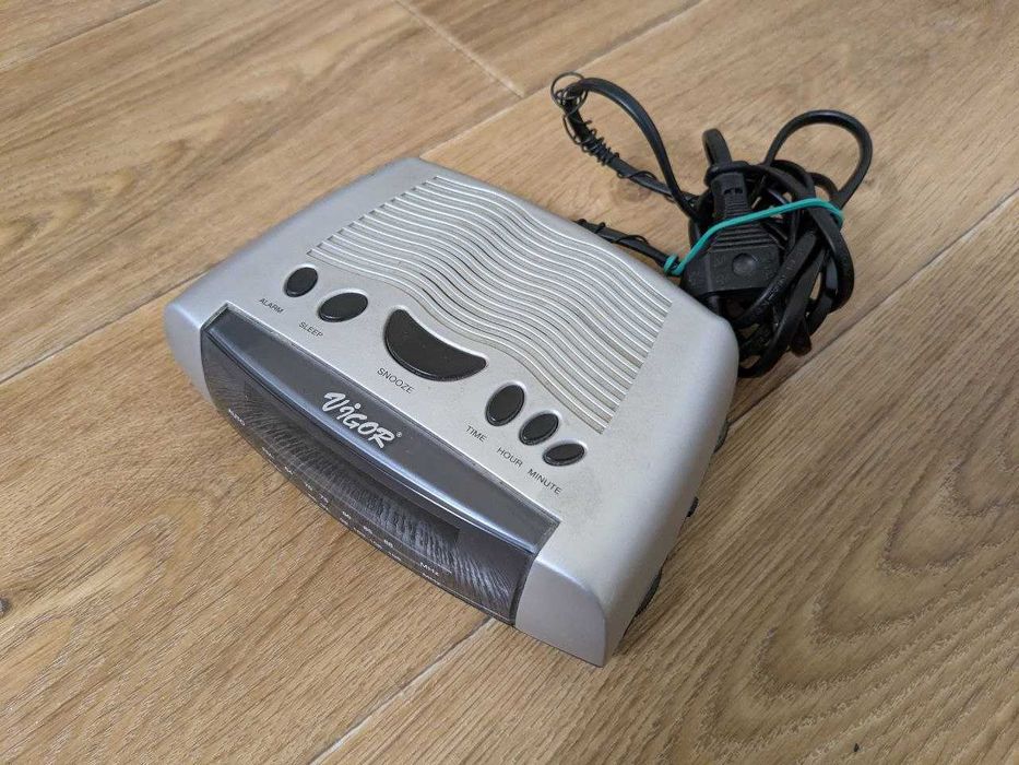 Радиочасы Vigor RX4080