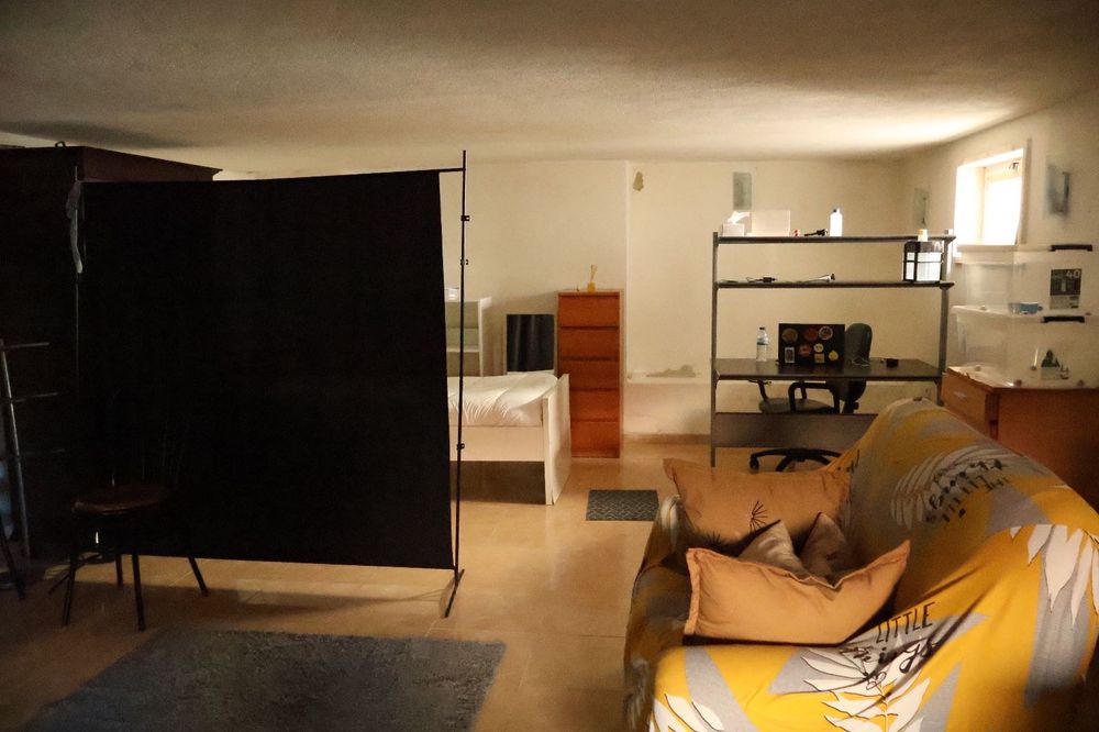 Quarto estúdio para estudantes universitários