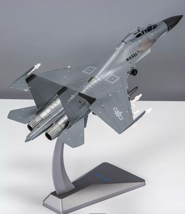 Aviao de combate F16 miniatura coleccionadores