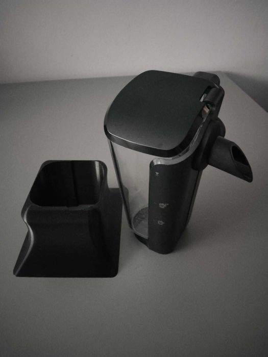 Podstawka do pojemnika na mleko do ekspresu LatteGo (czarna)