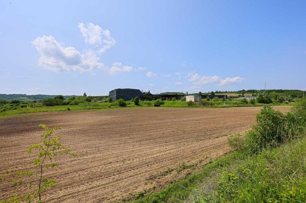 Земля /Садівництво/Жовква/ Львівська область