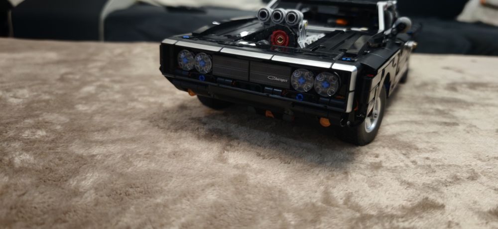 Lego 42231 charger