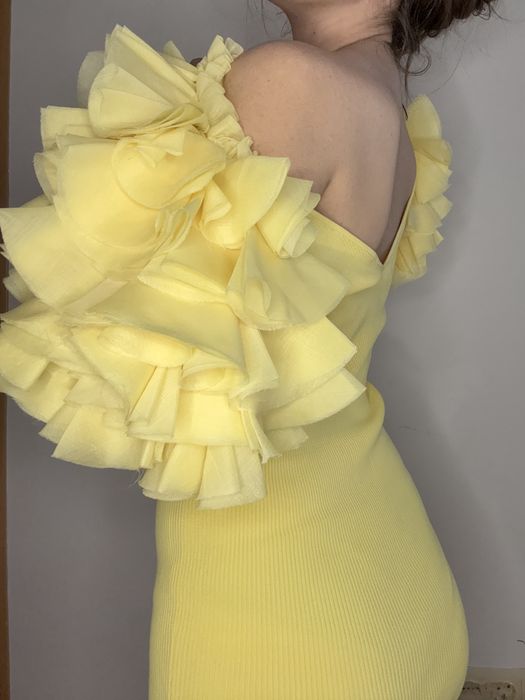 Жовта сукня Zara style з об’ємними рукавами