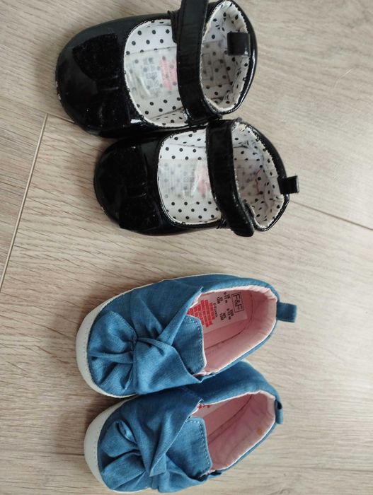 Buciki balerinki r 19/20 9/12 mcy  jeans lakierki czarne