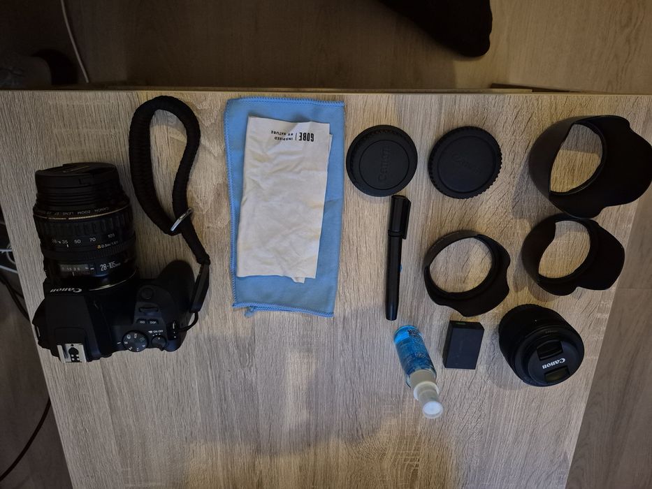 Camera canon com alguns extras